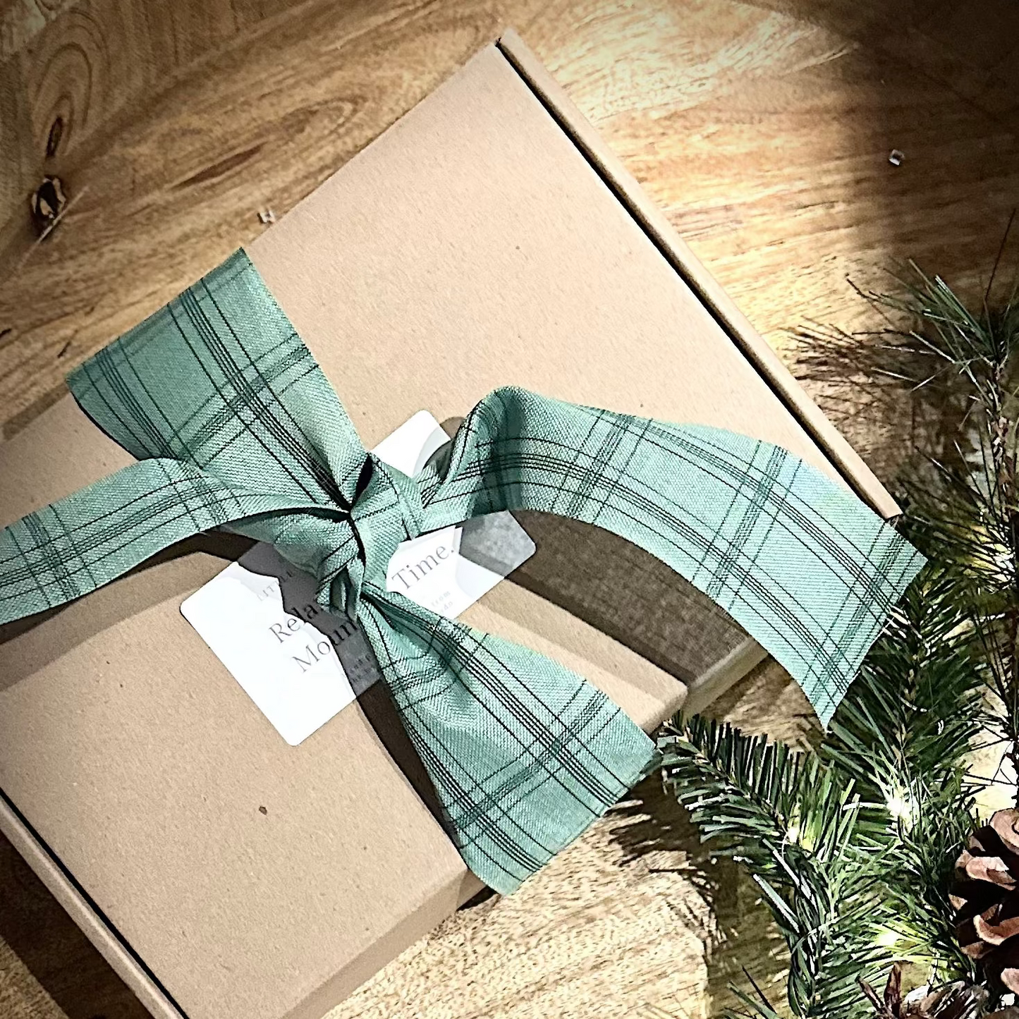 Holiday Candle Sampler - 2 oz tins